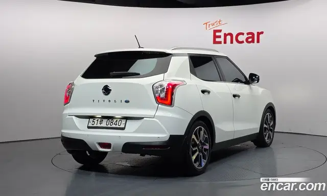 SsangYong TIBOLI 2015 1.6 автомат (гидро), миниатюра 2