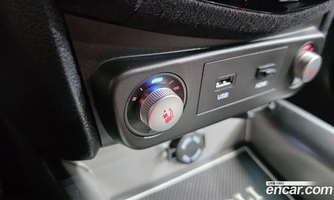 SsangYong TIBOLI 2015 1.6 автомат (гидро), фото 16
