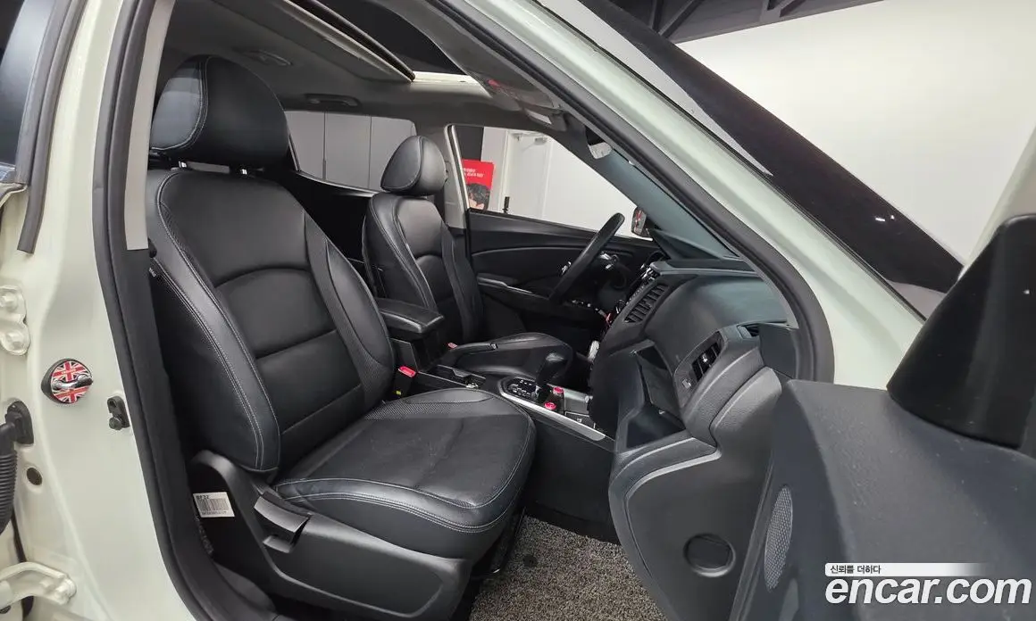 SsangYong TIBOLI 2015 1.6 автомат (гидро), фото 10