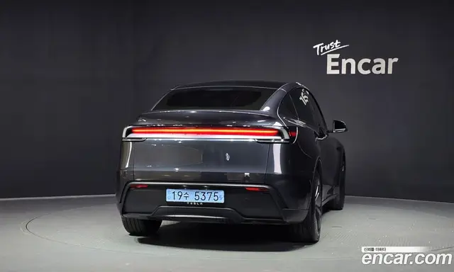 Tesla Model Y 2025 0.2 автомат (гидро), миниатюра 4