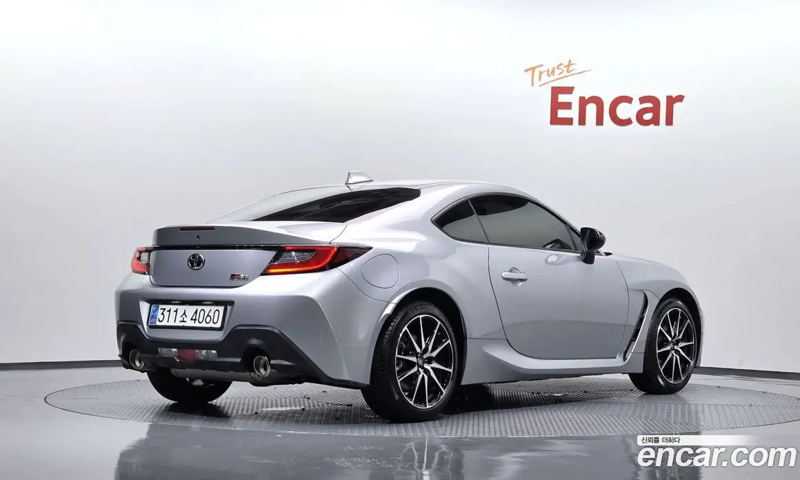 Toyota 86 2024 2.4 механика, фото 1 Toyota 86 2024 2.4 механика, фото 1