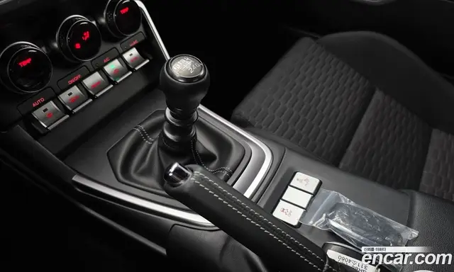 Toyota 86 2024 2.4 механика, миниатюра 11 Toyota 86 2024 2.4 механика, миниатюра 11