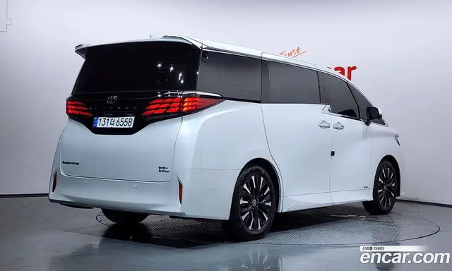Toyota Alphard 2024 2.5 автомат (гидро), миниатюра 2 Toyota Alphard 2024 2.5 автомат (гидро), миниатюра 2