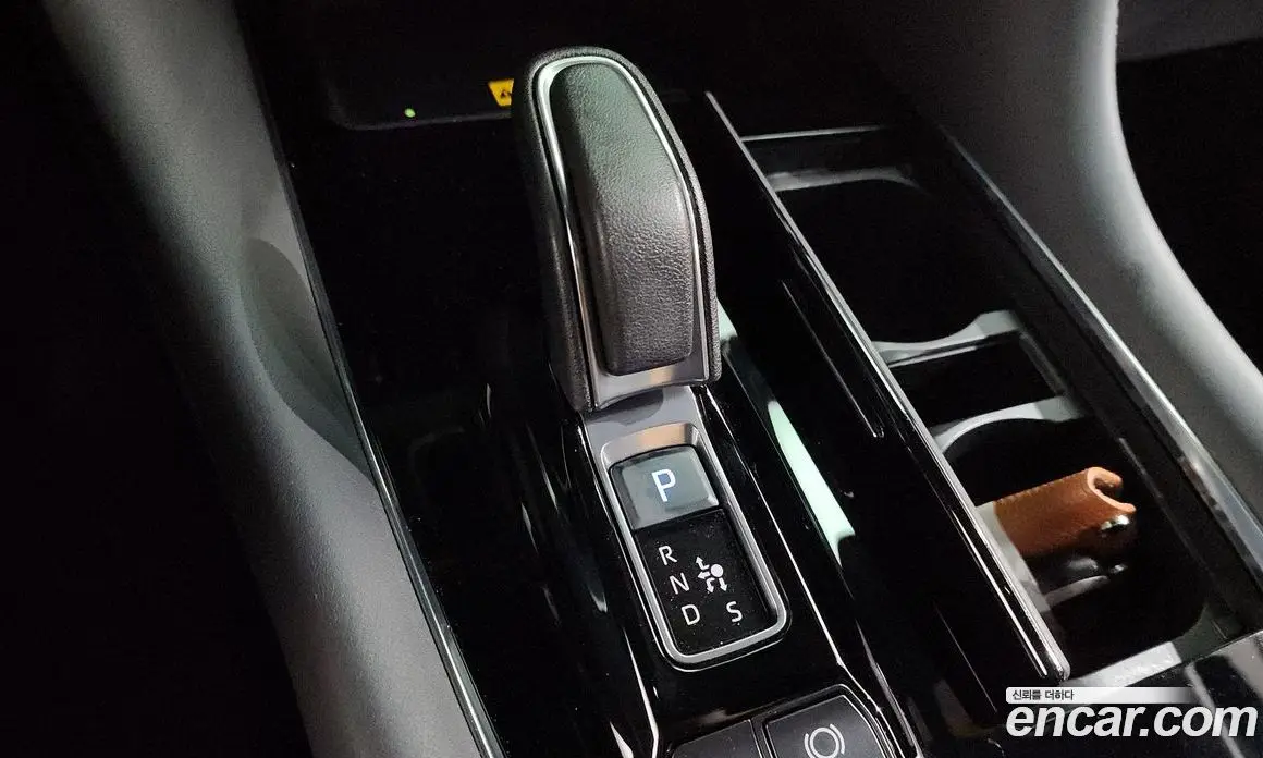 Toyota Alphard 2024 2.5 автомат (гидро), фото 12 Toyota Alphard 2024 2.5 автомат (гидро), фото 12