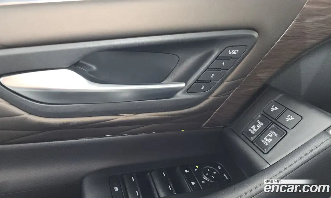 Toyota Alphard 2024 2.5 автомат (гидро), фото 36 Toyota Alphard 2024 2.5 автомат (гидро), фото 36