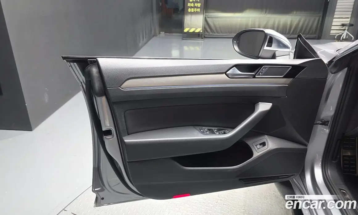 Volkswagen Arteon 2019 2.0 автомат (гидро), фото 14 Volkswagen Arteon 2019 2.0 автомат (гидро), фото 14