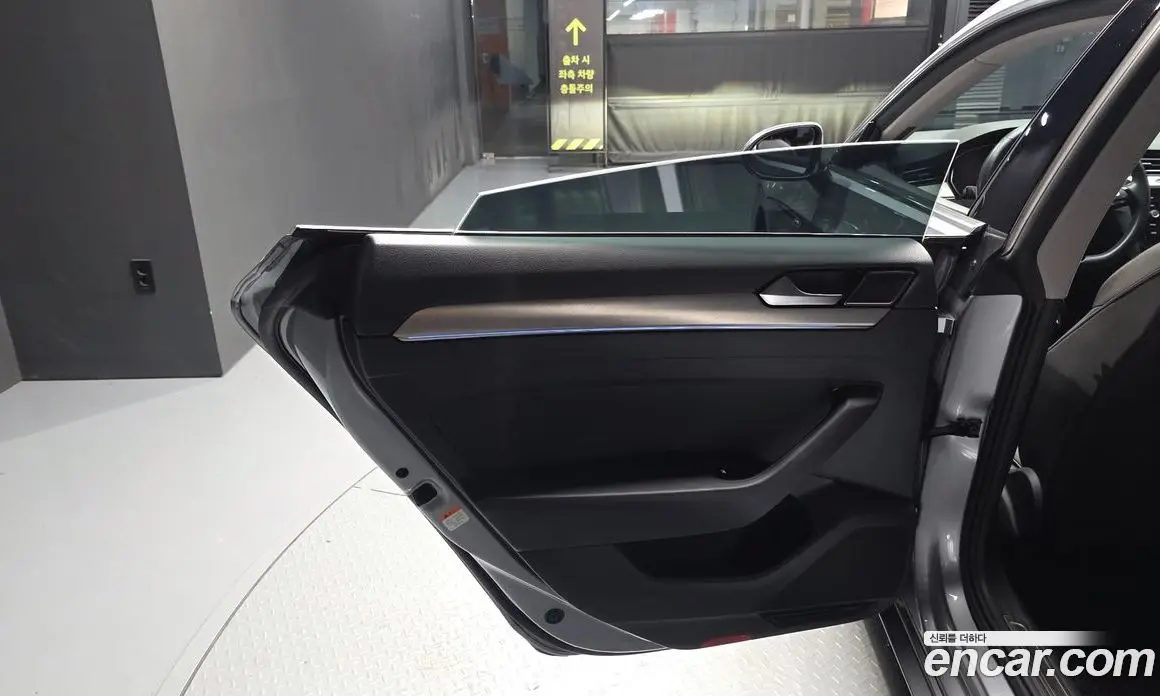 Volkswagen Arteon 2019 2.0 автомат (гидро), фото 15 Volkswagen Arteon 2019 2.0 автомат (гидро), фото 15