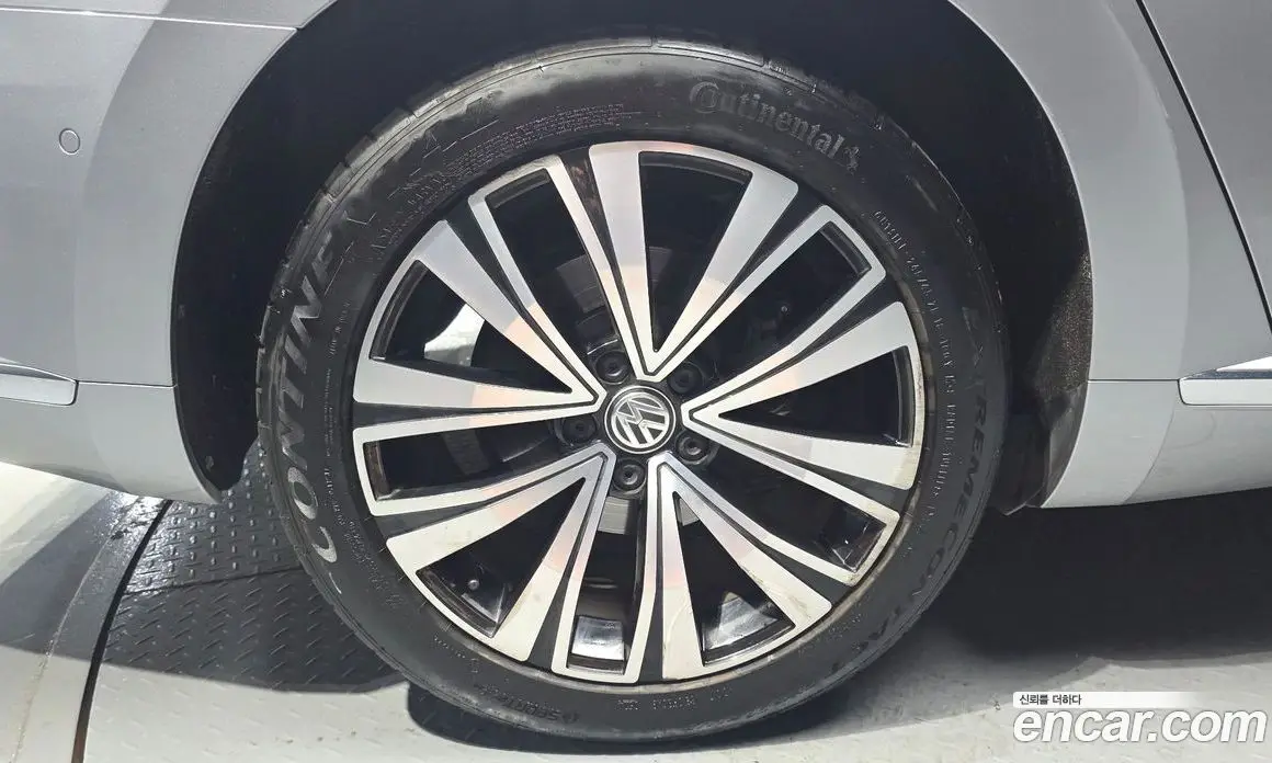 Volkswagen Arteon 2019 2.0 автомат (гидро), фото 5 Volkswagen Arteon 2019 2.0 автомат (гидро), фото 5