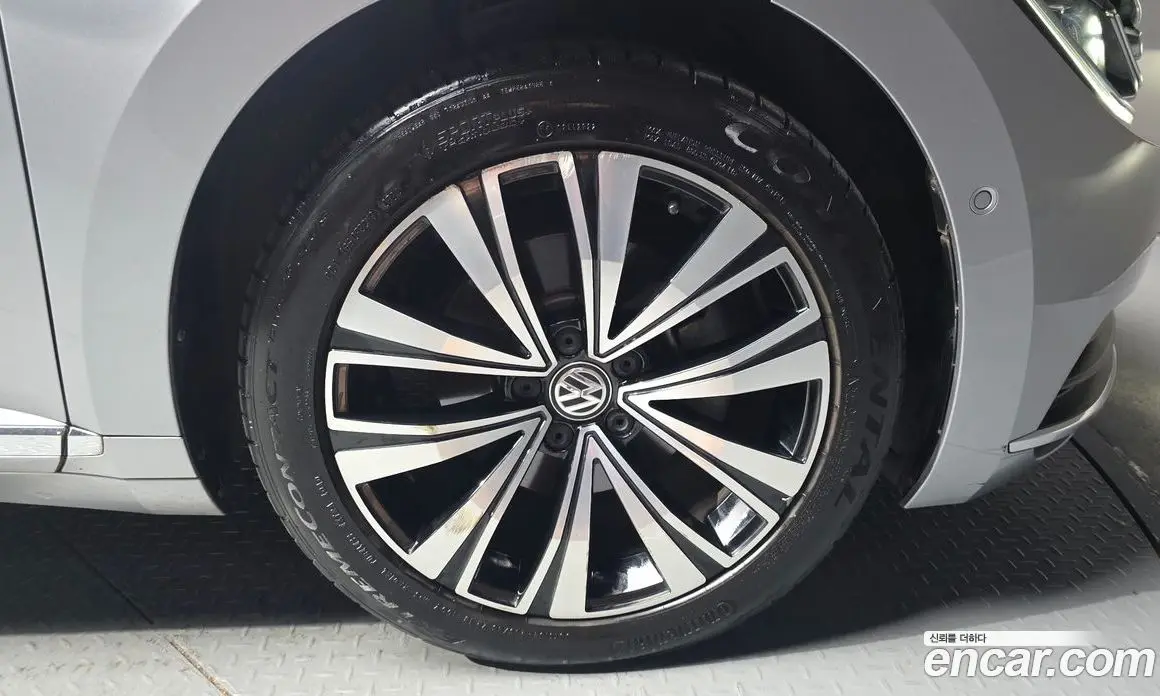 Volkswagen Arteon 2019 2.0 автомат (гидро), фото 7 Volkswagen Arteon 2019 2.0 автомат (гидро), фото 7