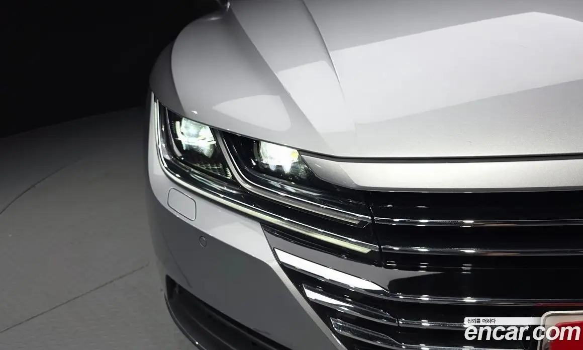 Volkswagen Arteon 2019 2.0 автомат (гидро), фото 8 Volkswagen Arteon 2019 2.0 автомат (гидро), фото 8