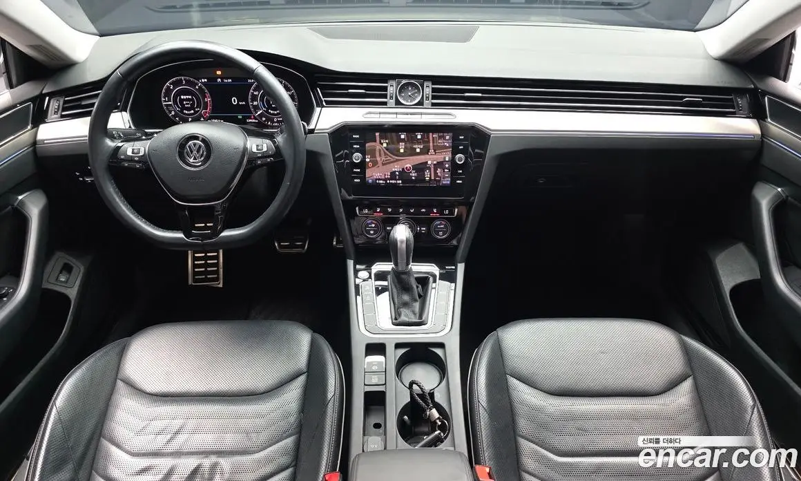 Volkswagen Arteon 2019 2.0 автомат (гидро), фото 10 Volkswagen Arteon 2019 2.0 автомат (гидро), фото 10
