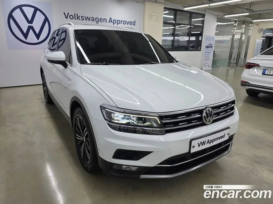 Volkswagen Tiguan 2020 2.0 автомат (гидро), фото 18 Volkswagen Tiguan 2020 2.0 автомат (гидро), фото 18