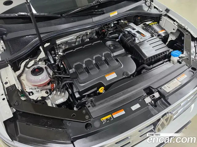 Volkswagen Tiguan 2020 2.0 автомат (гидро), миниатюра 6 Volkswagen Tiguan 2020 2.0 автомат (гидро), миниатюра 6