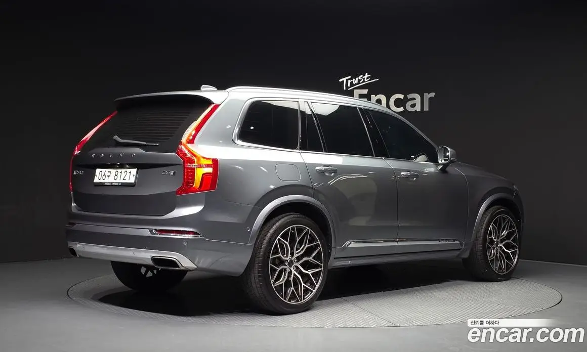Volvo XC90 2017 2.0 автомат (гидро), фото 2 Volvo XC90 2017 2.0 автомат (гидро), фото 2