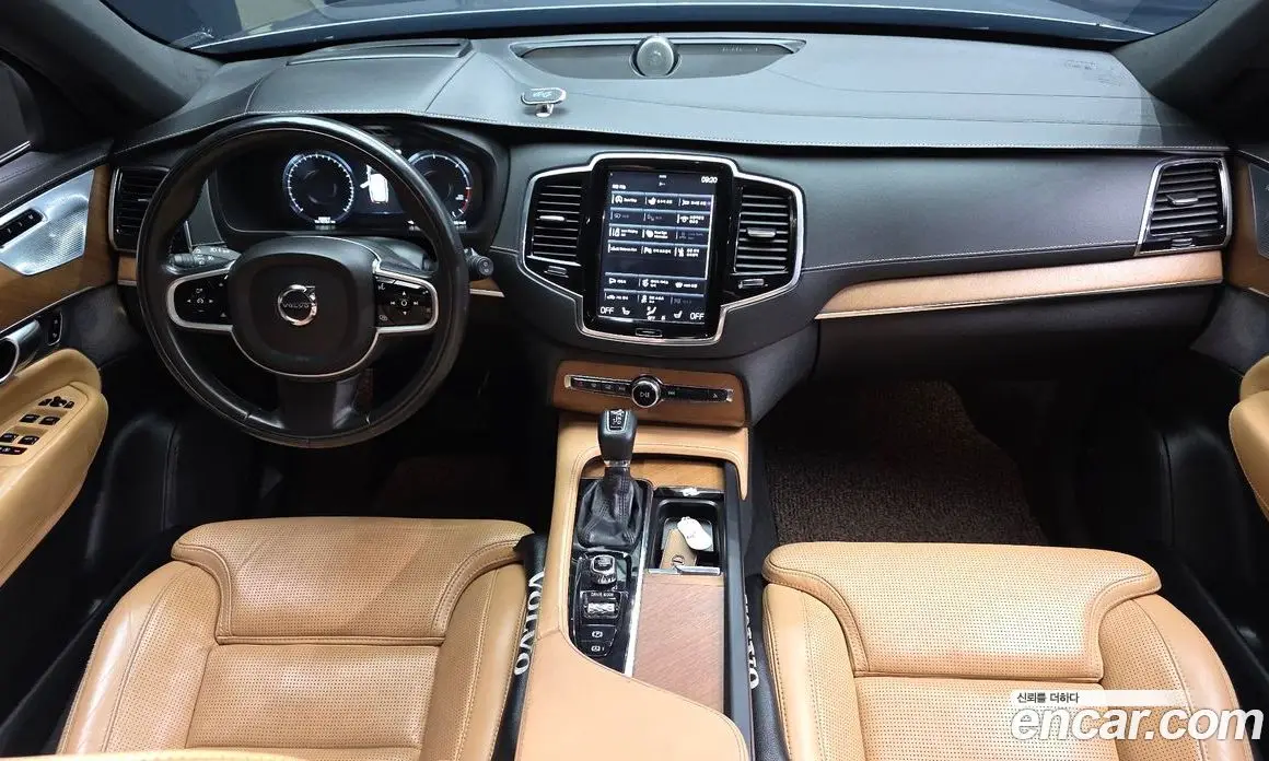 Volvo XC90 2017 2.0 автомат (гидро), фото 7 Volvo XC90 2017 2.0 автомат (гидро), фото 7