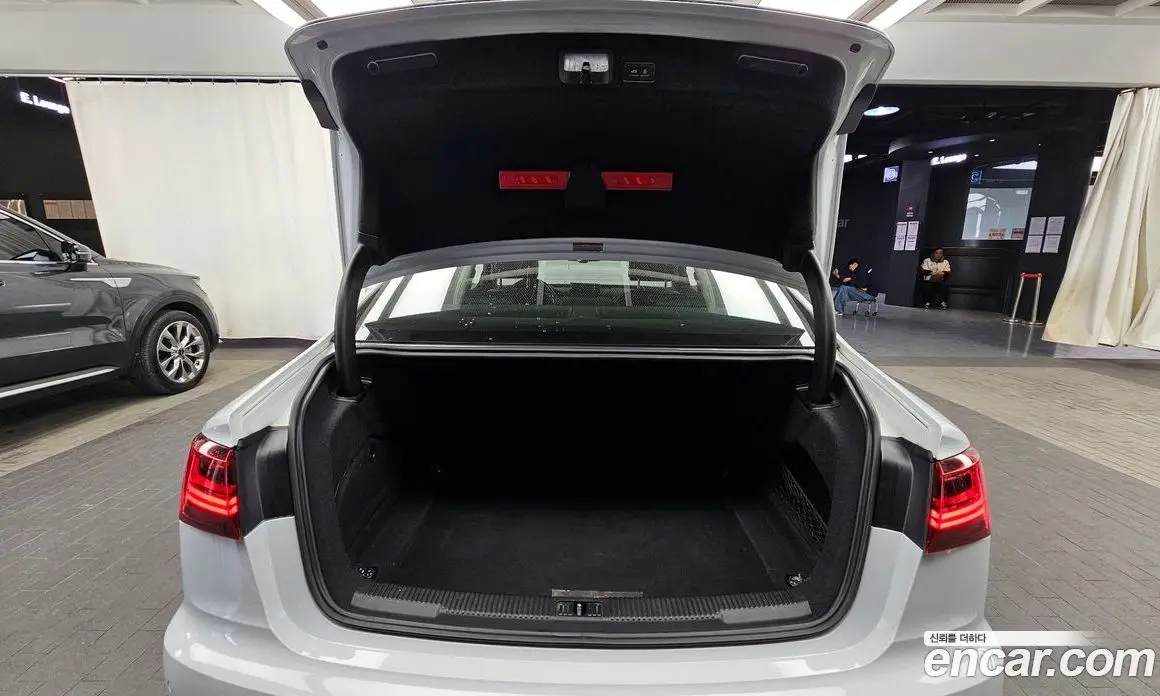Audi A6 2015 2.0 автомат (гидро), фото 20 Audi A6 2015 2.0 автомат (гидро), фото 20