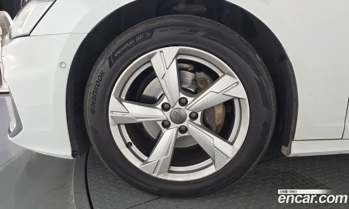 Audi A6 2020 2.0 автомат (гидро), фото 5 Audi A6 2020 2.0 автомат (гидро), фото 5