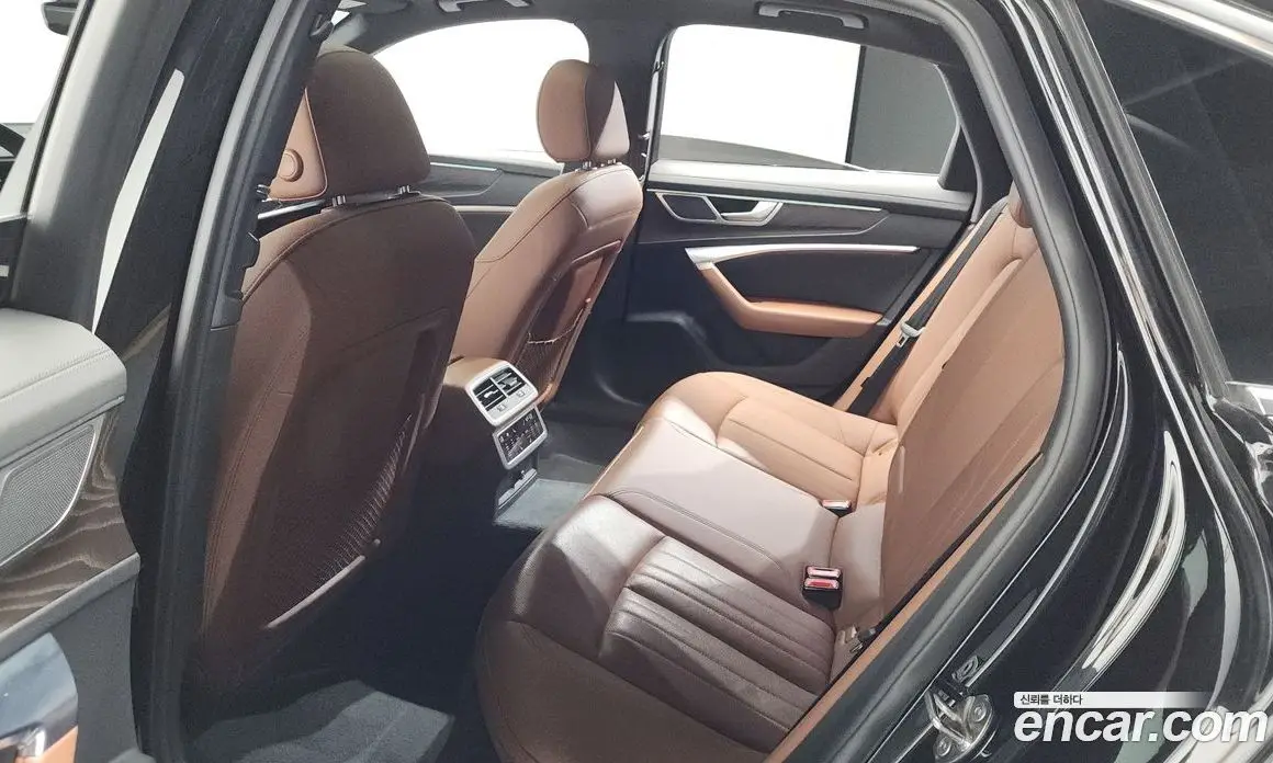 Audi A6 2021 2.0 автомат (гидро), фото 11