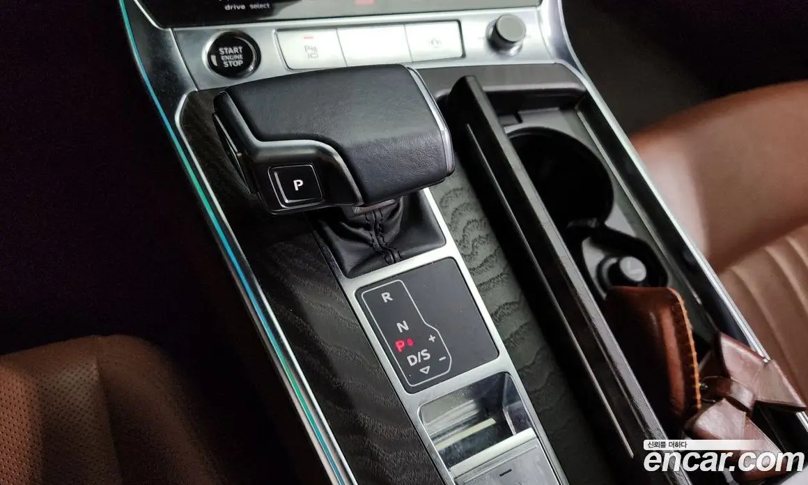 Audi A6 2021 2.0 автомат (гидро), фото 9
