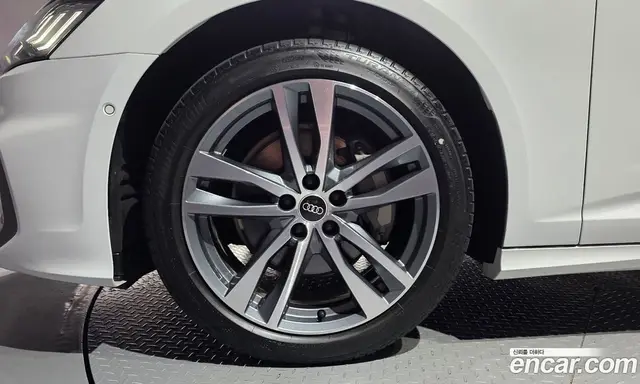 Audi A6 2023 2.0 автомат (гидро), миниатюра 5 Audi A6 2023 2.0 автомат (гидро), миниатюра 5