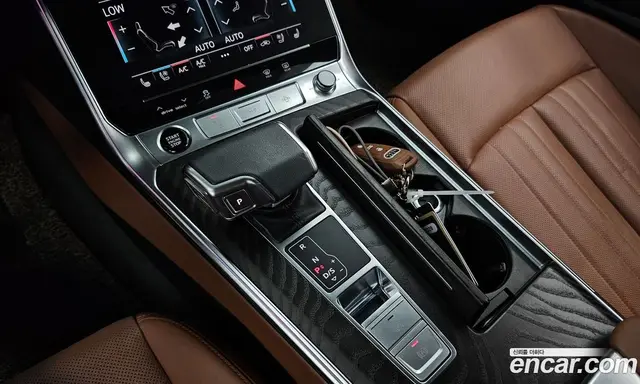Audi A6 2023 2.0 автомат (гидро), миниатюра 12