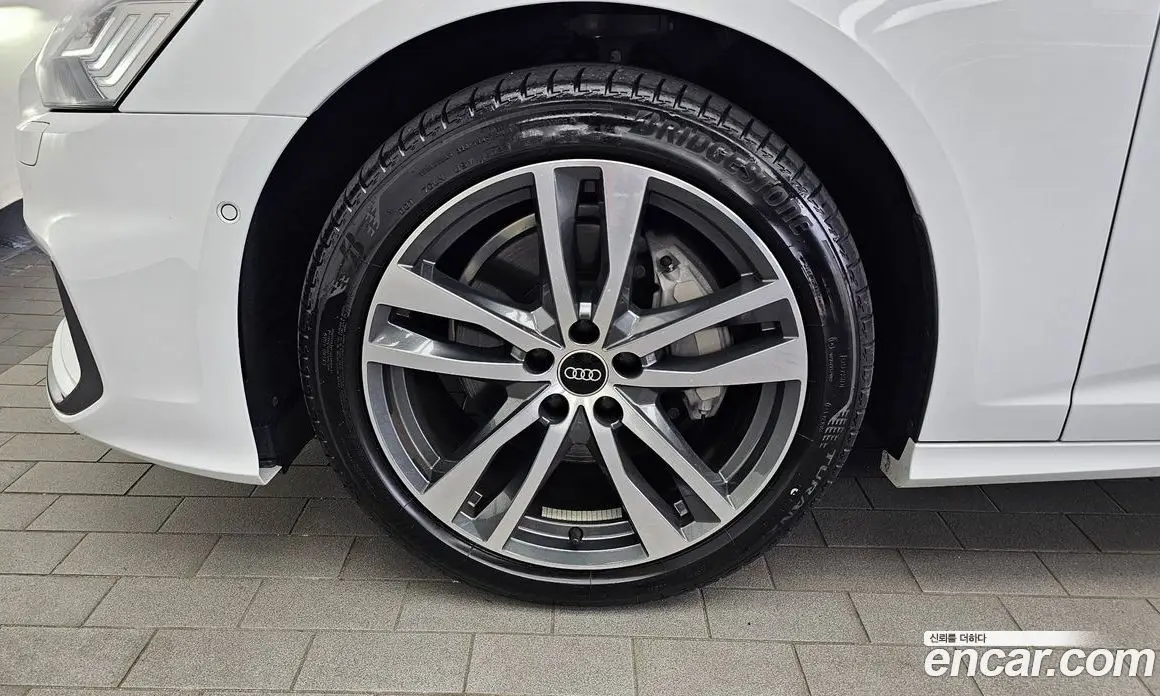 Audi A6 2023 2.0 автомат (гидро), фото 5 Audi A6 2023 2.0 автомат (гидро), фото 5