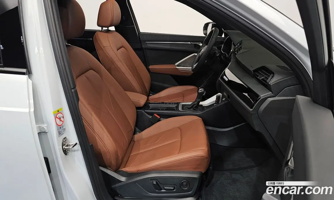 Audi Q3 2025 2.0 автомат (гидро), фото 16