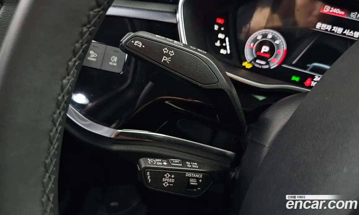Audi Q3 2025 2.0 автомат (гидро), фото 30