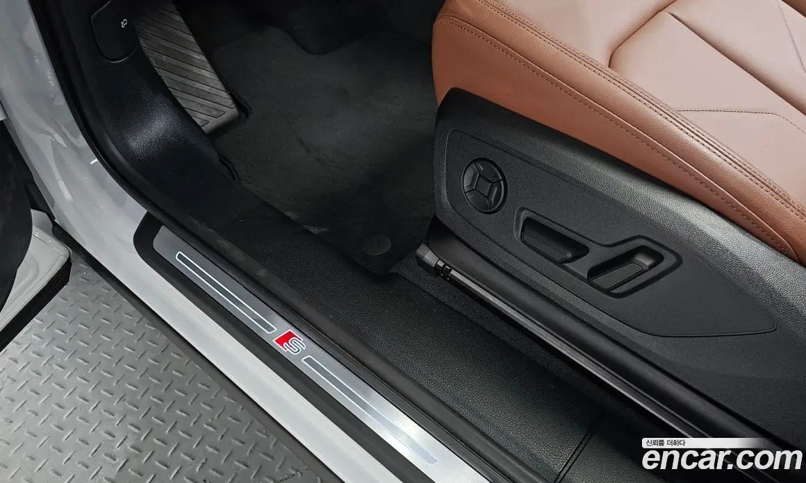 Audi Q3 2025 2.0 автомат (гидро), фото 33