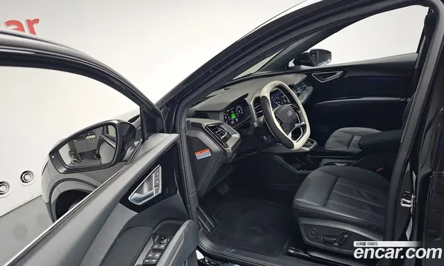 Audi Q4 e-tron 2025 0.2 автомат (гидро), миниатюра 12