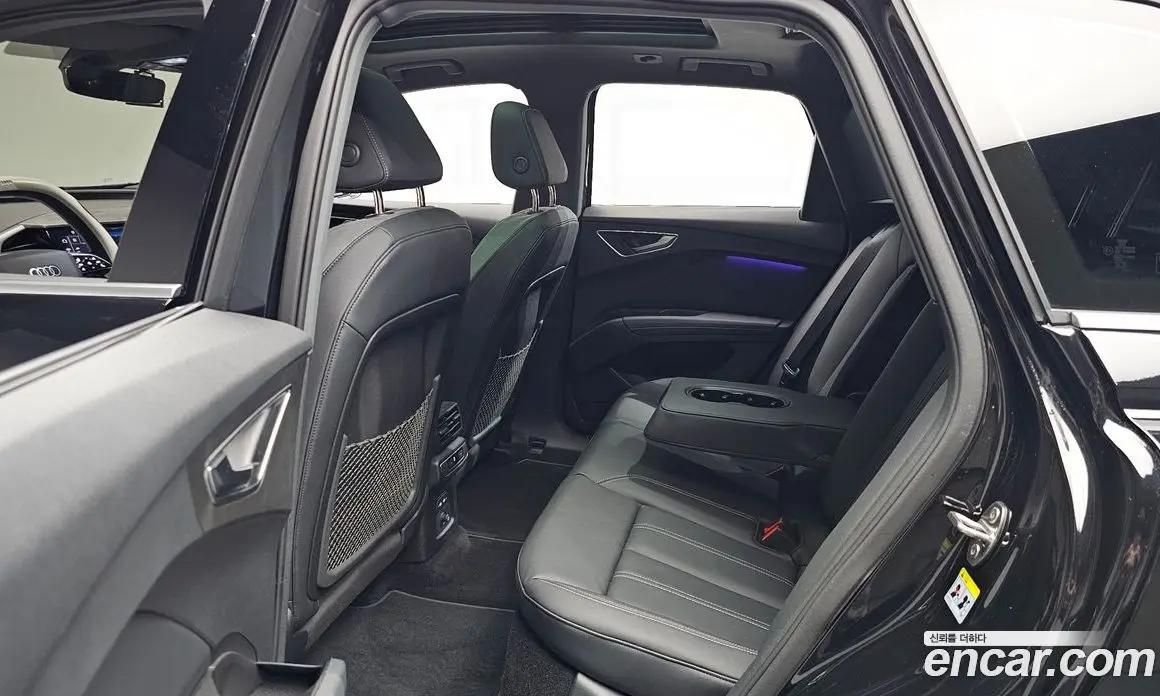 Audi Q4 e-tron 2025 0.2 автомат (гидро), фото 16 Audi Q4 e-tron 2025 0.2 автомат (гидро), фото 16