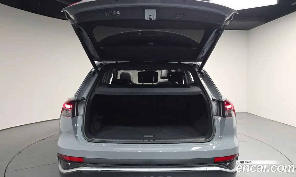 Audi Q4 e-tron 2025 0.2 автомат (гидро), фото 25 Audi Q4 e-tron 2025 0.2 автомат (гидро), фото 25