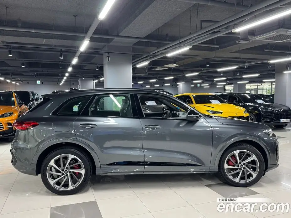 Audi Q5 2025 2.0 автомат (гидро), фото 2 Audi Q5 2025 2.0 автомат (гидро), фото 2