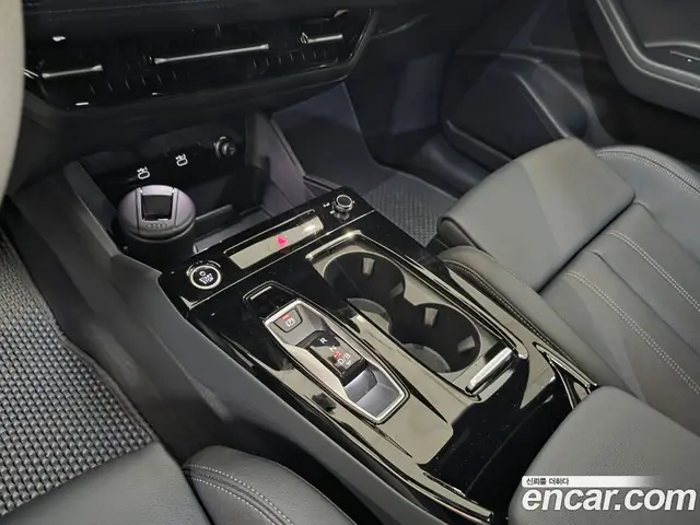 Audi Q6 e-tron 2025 автомат (гидро), миниатюра 10 Audi Q6 e-tron 2025 автомат (гидро), миниатюра 10