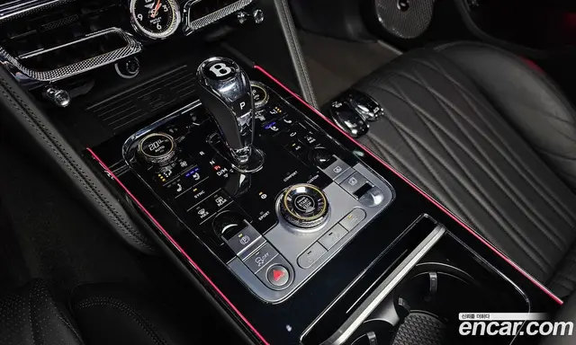 Bentley Flying Spur 2022 4.0 автомат (гидро), миниатюра 11
