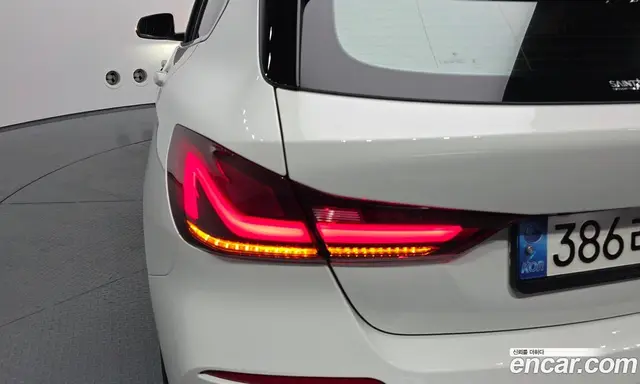 BMW 1 серия 2021 2.0 автомат (гидро), миниатюра 8