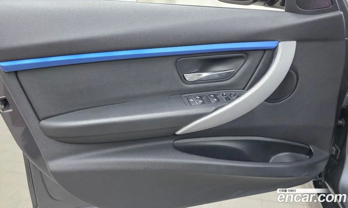 BMW 3 серия 2016 2.0 автомат (гидро), фото 13