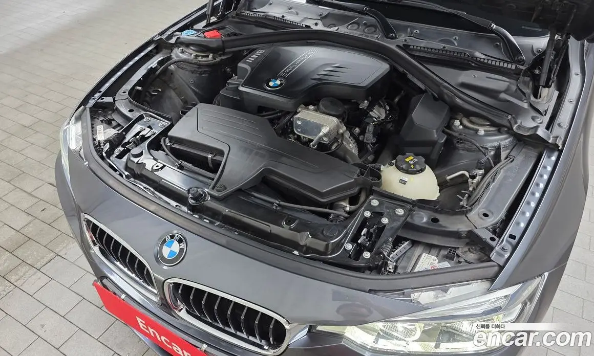 BMW 3 серия 2016 2.0 автомат (гидро), фото 5