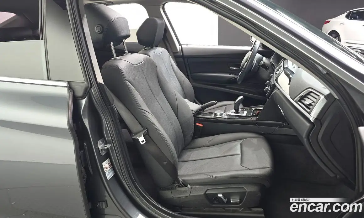 BMW 3 серия 2020 2.0 автомат (гидро), фото 16 BMW 3 серия 2020 2.0 автомат (гидро), фото 16