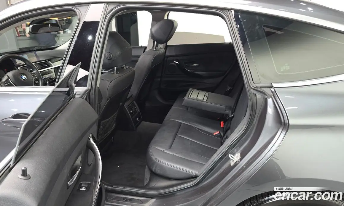 BMW 3 серия 2020 2.0 автомат (гидро), фото 17 BMW 3 серия 2020 2.0 автомат (гидро), фото 17