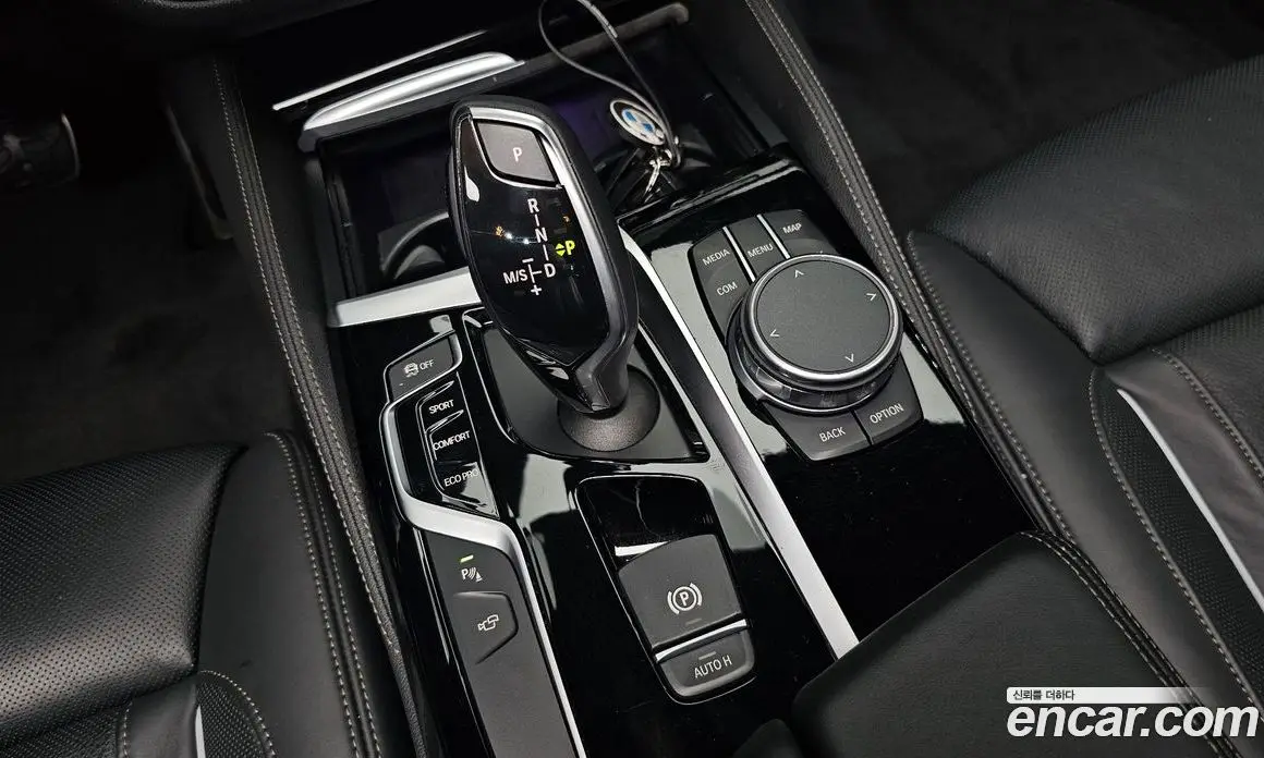BMW 5 серия 2018 2.0 автомат (гидро), фото 11