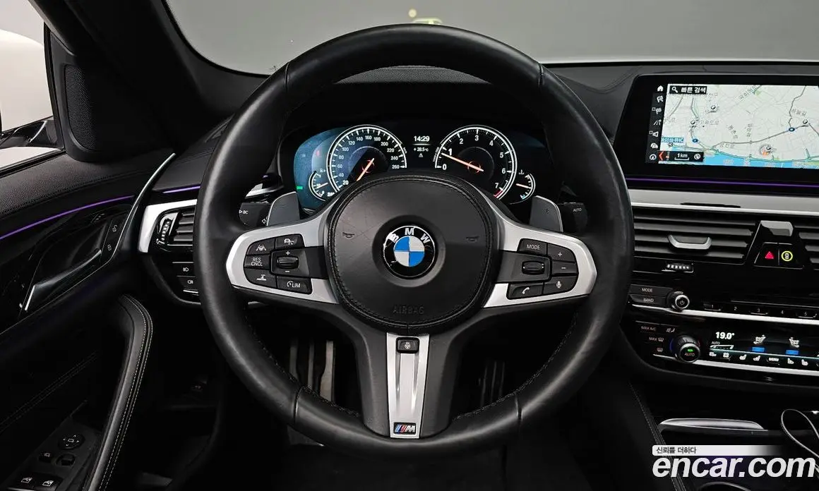 BMW 5 серия 2018 2.0 автомат (гидро), фото 18