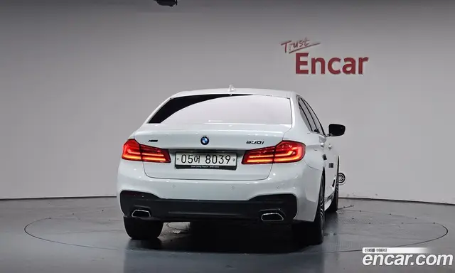 BMW 5 серия 2018 2.0 автомат (гидро), миниатюра 3