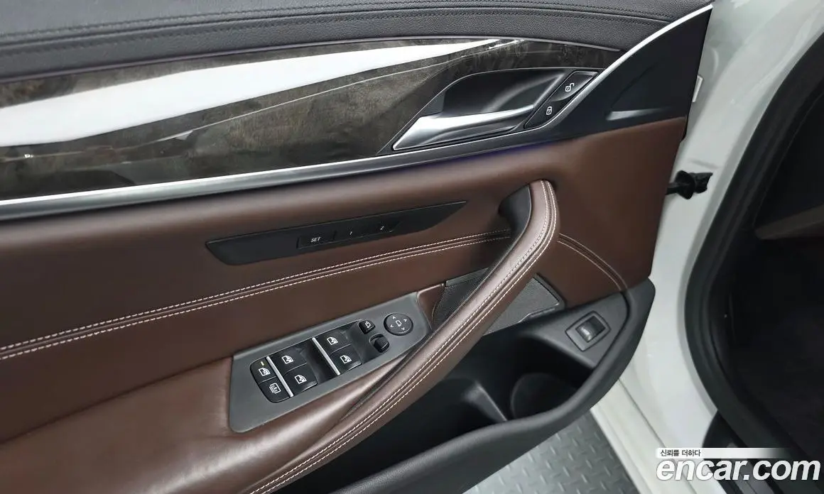 BMW 5 серия 2018 3.0 автомат (гидро), фото 26