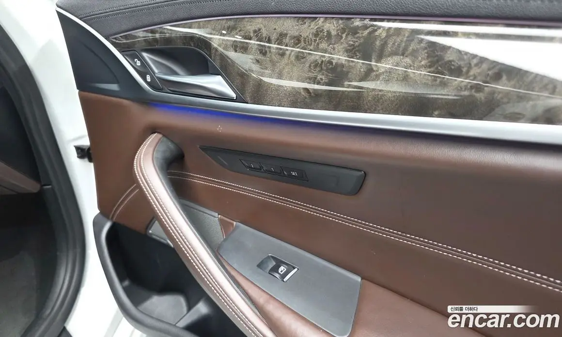 BMW 5 серия 2018 3.0 автомат (гидро), фото 28