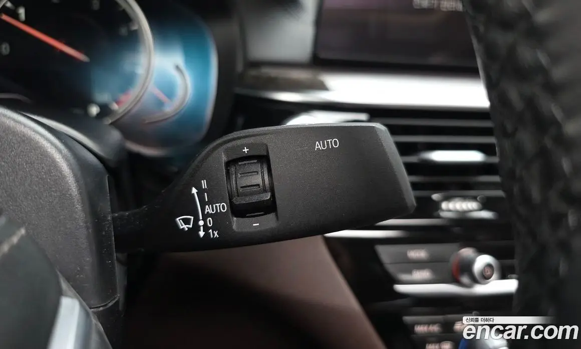 BMW 5 серия 2018 3.0 автомат (гидро), фото 36