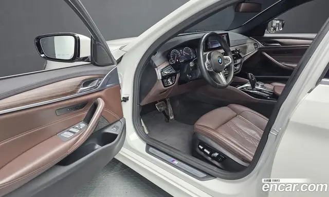 BMW 5 серия 2019 2.0 автомат (гидро), миниатюра 10 BMW 5 серия 2019 2.0 автомат (гидро), миниатюра 10