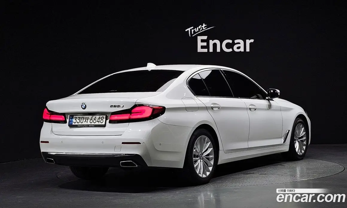 BMW 5 серия 2021 2.0 автомат (гидро), фото 1 BMW 5 серия 2021 2.0 автомат (гидро), фото 1