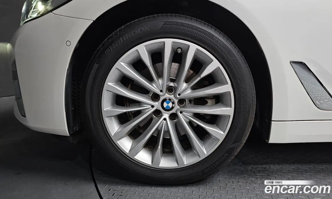BMW 5 серия 2021 2.0 автомат (гидро), фото 4 BMW 5 серия 2021 2.0 автомат (гидро), фото 4