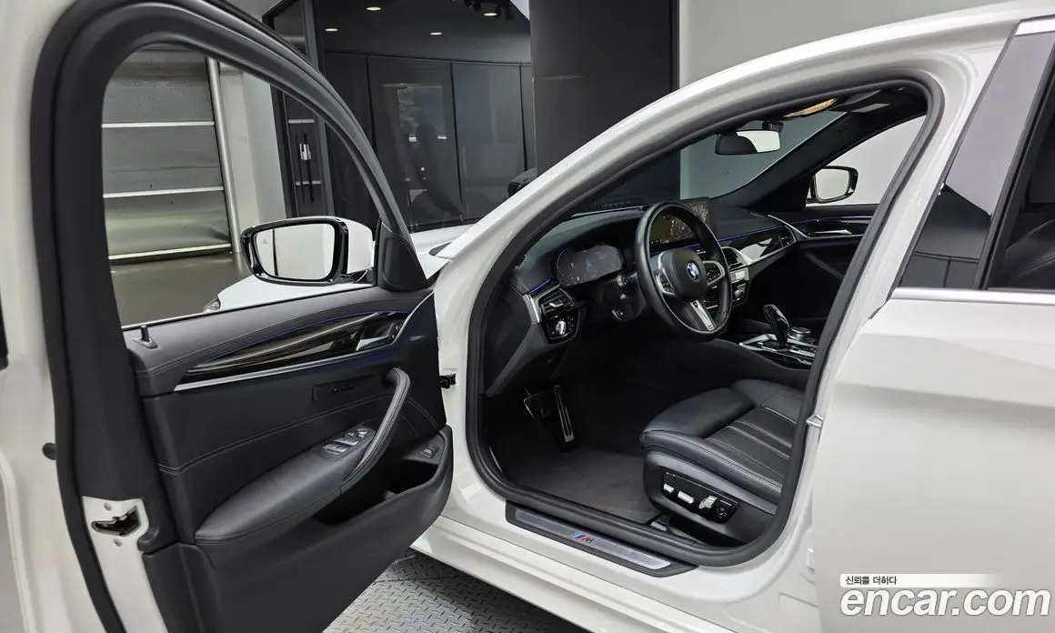 BMW 5 серия 2022 2.0 автомат (гидро), фото 13 BMW 5 серия 2022 2.0 автомат (гидро), фото 13